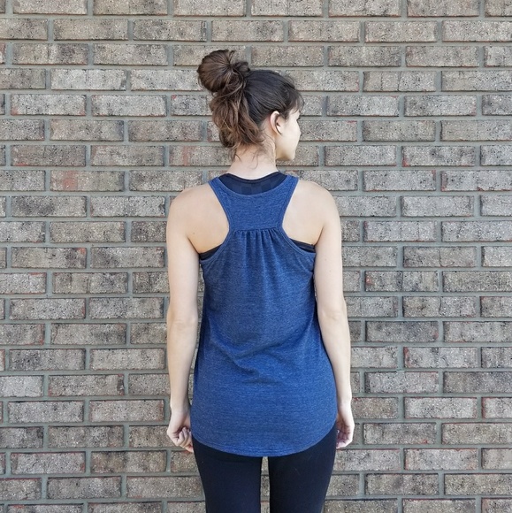 ▫️CLEARANCE▫️The Realist Tank - Picture 4 of 6